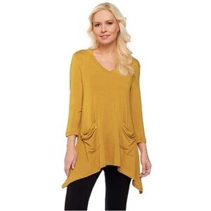 LOGO by Lori Goldstein Size L Gold V-neck Tee with 3/4 Sleeves and Pocket Detail